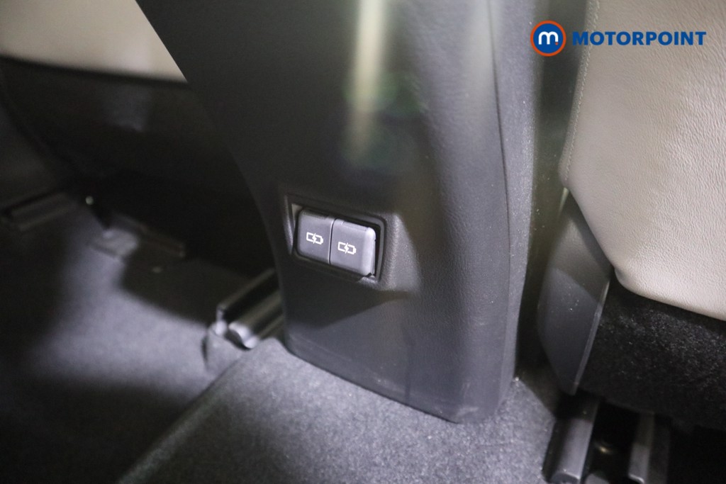 Lexus UX Takumi Automatic Petrol-Electric Hybrid SUV - Stock Number (1579879) - 19th supplementary image