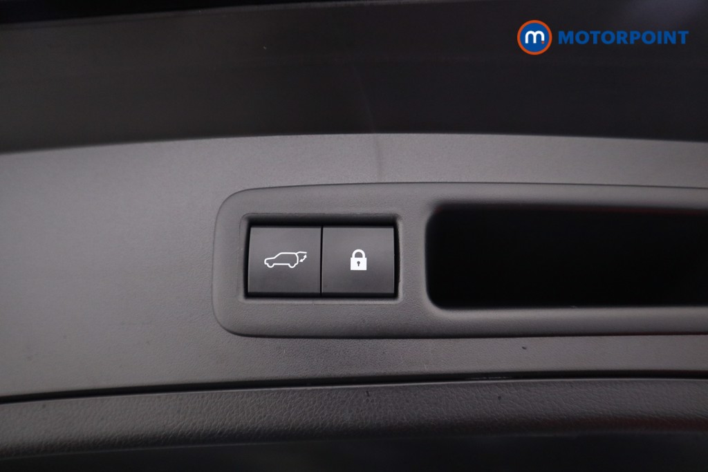 Lexus UX Takumi Automatic Petrol-Electric Hybrid SUV - Stock Number (1579879) - 22nd supplementary image