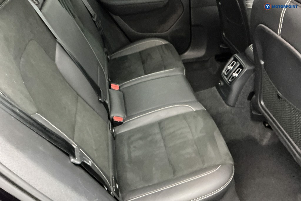 Volvo Xc40 R Design Pro Automatic Petrol Plug-In Hybrid SUV - Stock Number (1582218) - 4th supplementary image