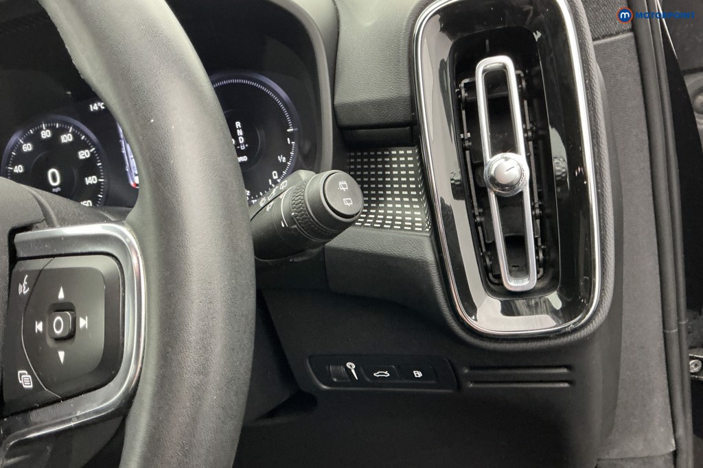 Volvo Xc40 R Design Pro Automatic Petrol Plug-In Hybrid SUV - Stock Number (1582218) - 20th supplementary image