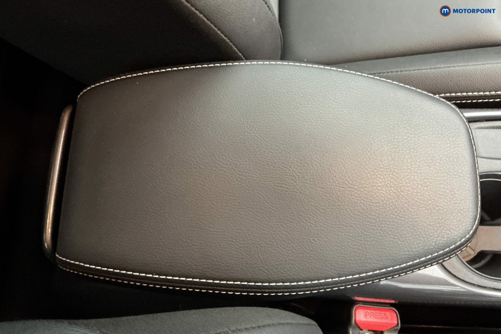 Nissan Juke Tekna Manual Petrol SUV - Stock Number (1583245) - 13th supplementary image