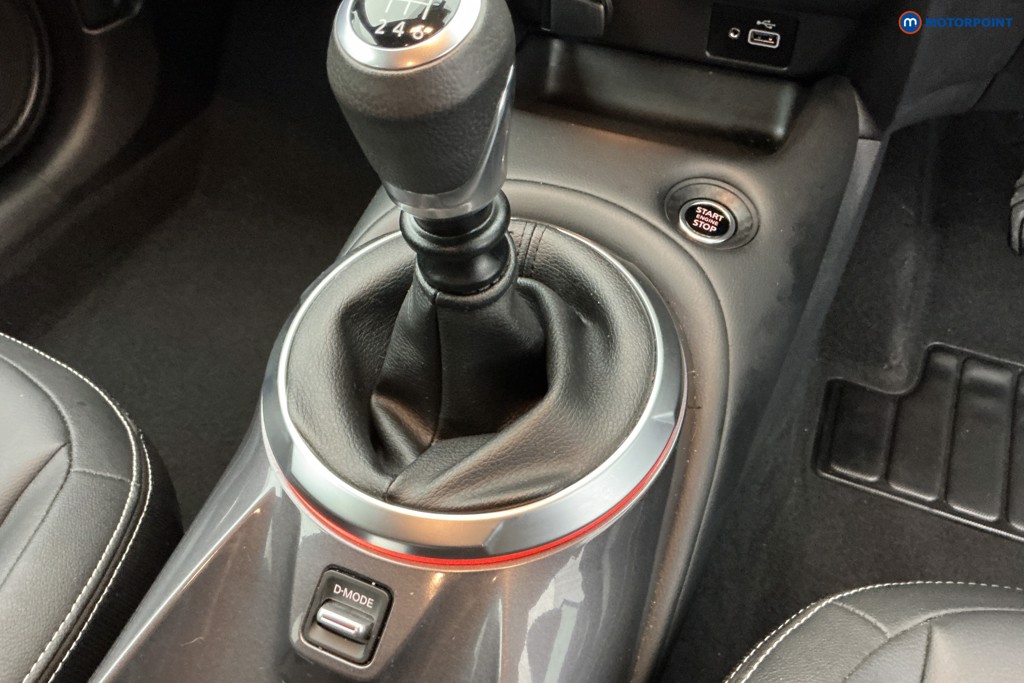 Nissan Juke Tekna Manual Petrol SUV - Stock Number (1583245) - 15th supplementary image