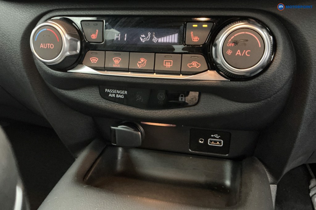 Nissan Juke Tekna Manual Petrol SUV - Stock Number (1583245) - 16th supplementary image