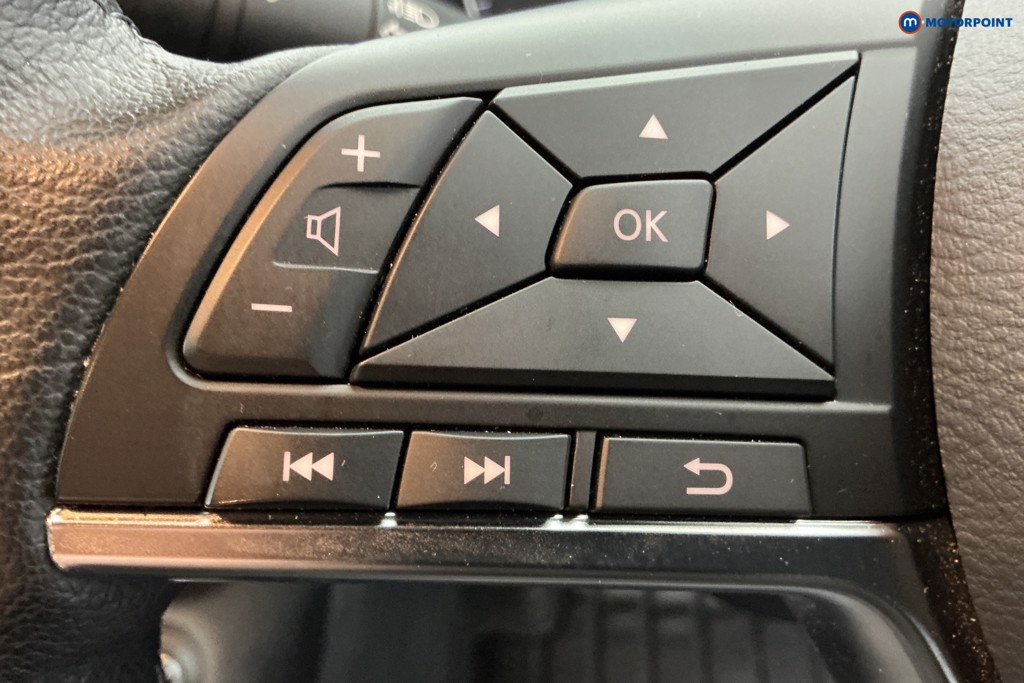 Nissan Juke Tekna Manual Petrol SUV - Stock Number (1583245) - 19th supplementary image