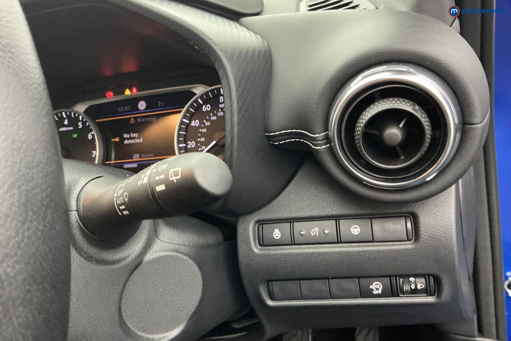 Nissan Juke Tekna Manual Petrol SUV - Stock Number (1583245) - 21st supplementary image