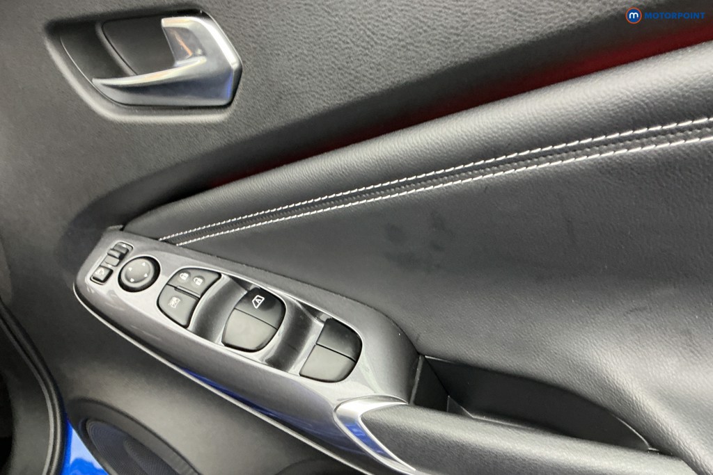 Nissan Juke Tekna Manual Petrol SUV - Stock Number (1583245) - 23rd supplementary image