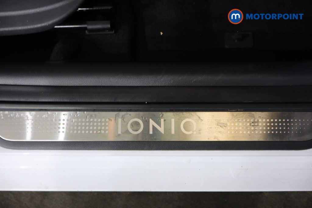 Hyundai Ioniq Premium Automatic Electric Hatchback - Stock Number (1583882) - 22nd supplementary image