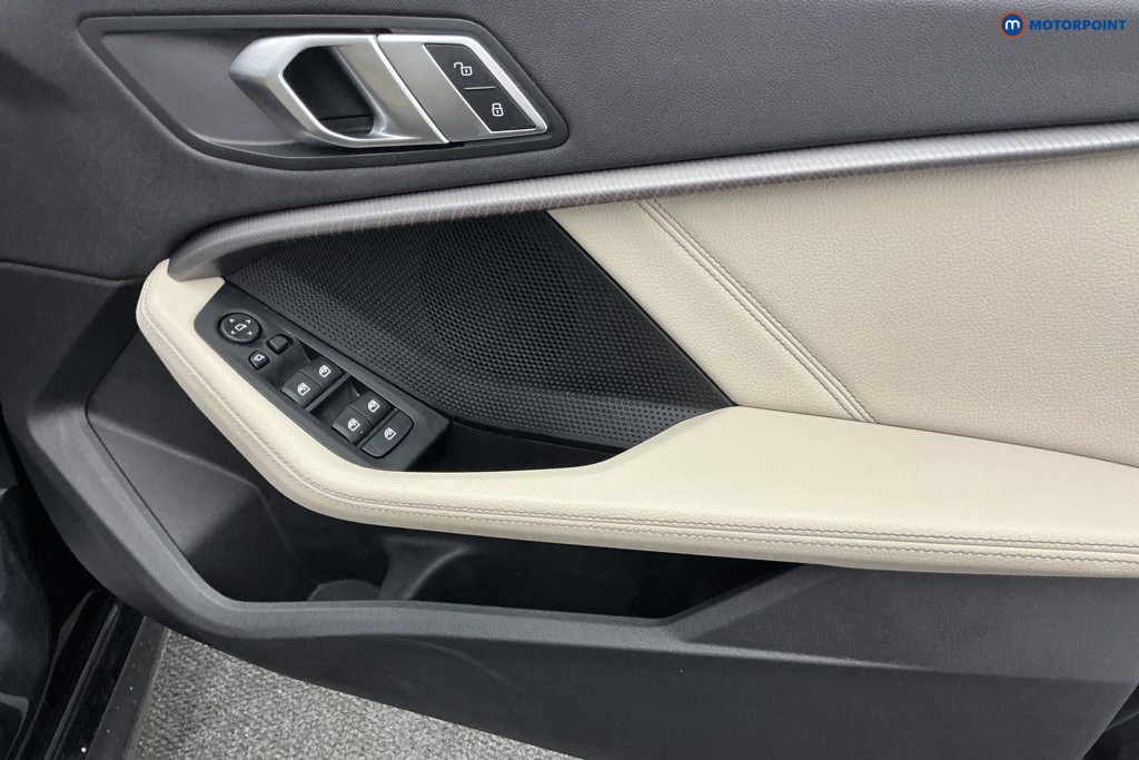 BMW 2 Series M Sport Manual Petrol Saloon - Stock Number (1583909) - 21st supplementary image