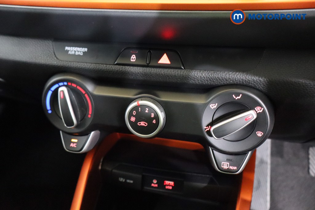KIA Stonic Mixx Manual Petrol SUV - Stock Number (1584298) - 9th supplementary image