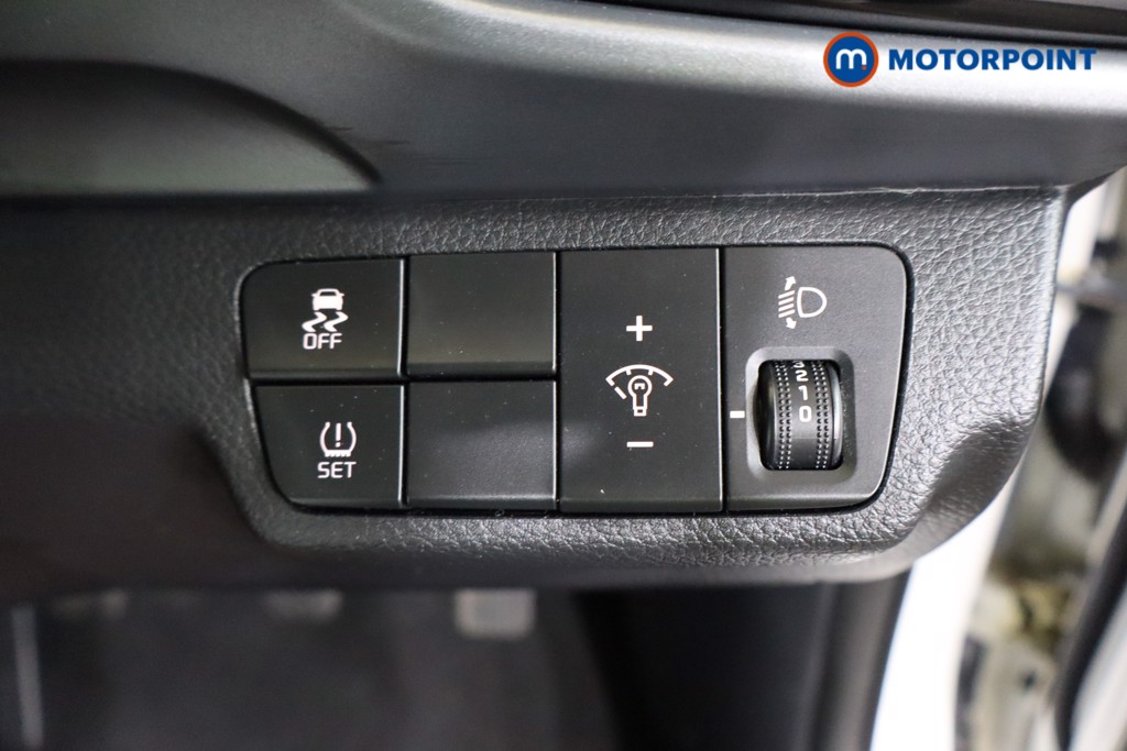 KIA Stonic Mixx Manual Petrol SUV - Stock Number (1584298) - 16th supplementary image