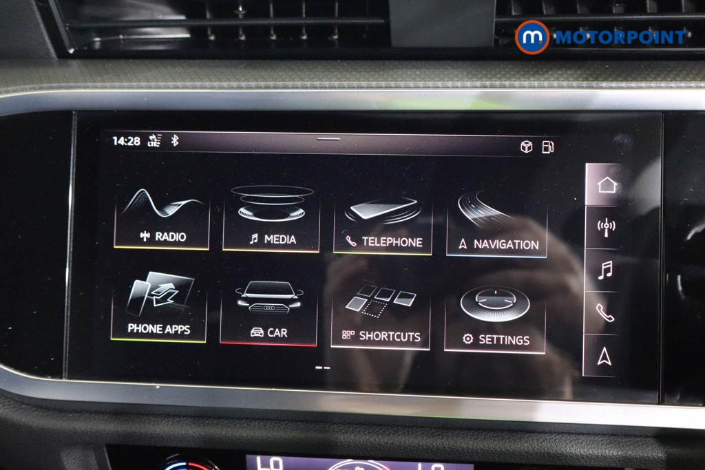 Audi Q3 S Line Manual Petrol SUV - Stock Number (1584303) - 4th supplementary image