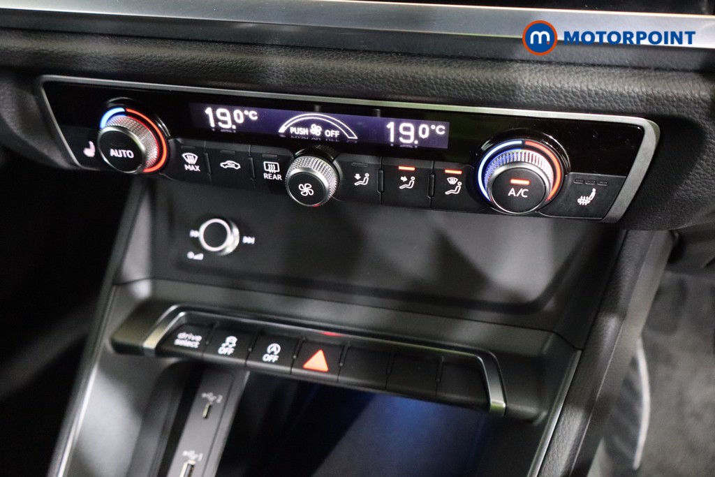 Audi Q3 S Line Manual Petrol SUV - Stock Number (1584303) - 11th supplementary image