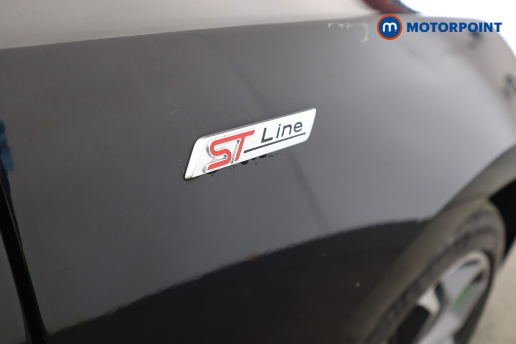 Ford Focus St-Line Vignale Manual Petrol Hatchback - Stock Number (1584888) - 2nd supplementary image