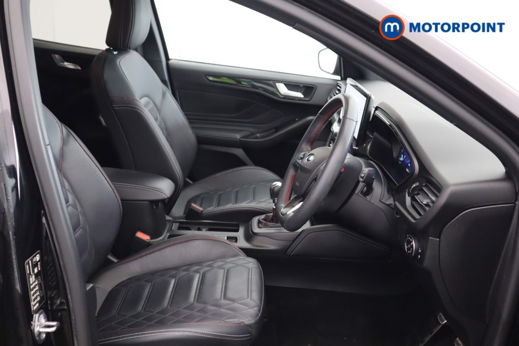 Ford Focus St-Line Vignale Manual Petrol Hatchback - Stock Number (1584888) - 21st supplementary image