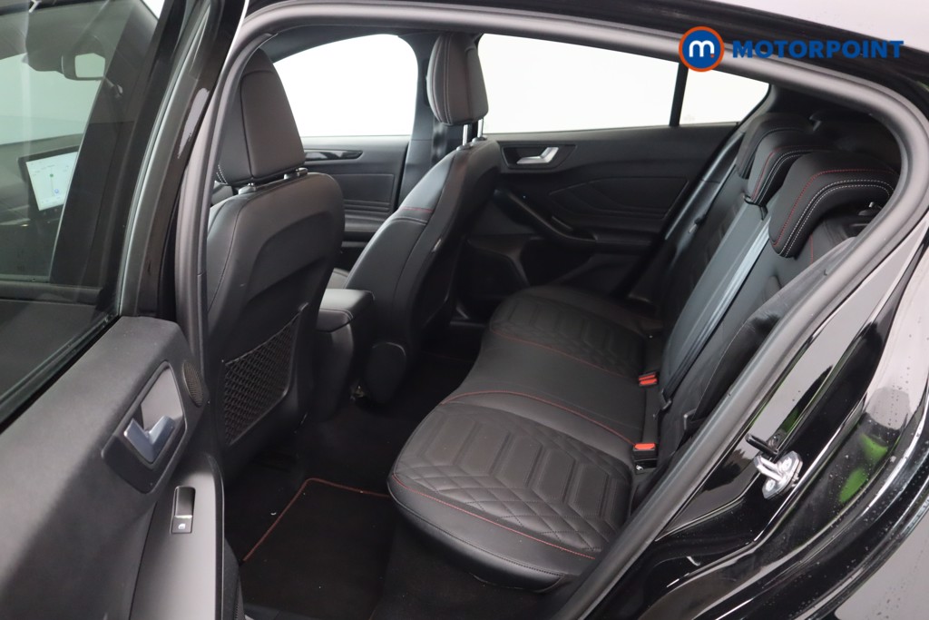 Ford Focus St-Line Vignale Manual Petrol Hatchback - Stock Number (1584888) - 29th supplementary image