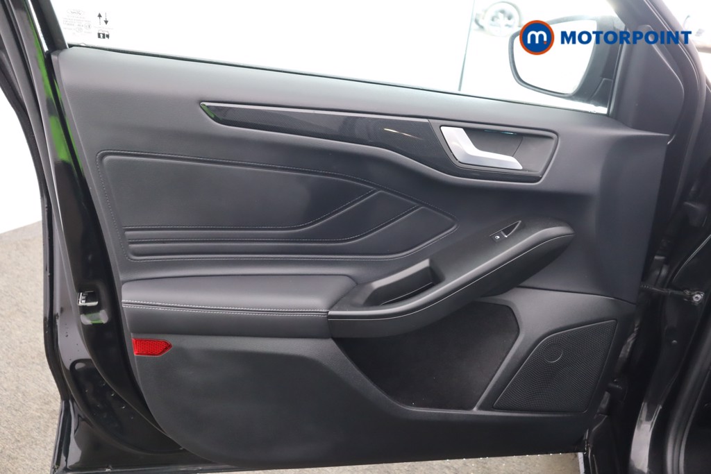 Ford Focus St-Line Vignale Manual Petrol Hatchback - Stock Number (1584888) - 32nd supplementary image