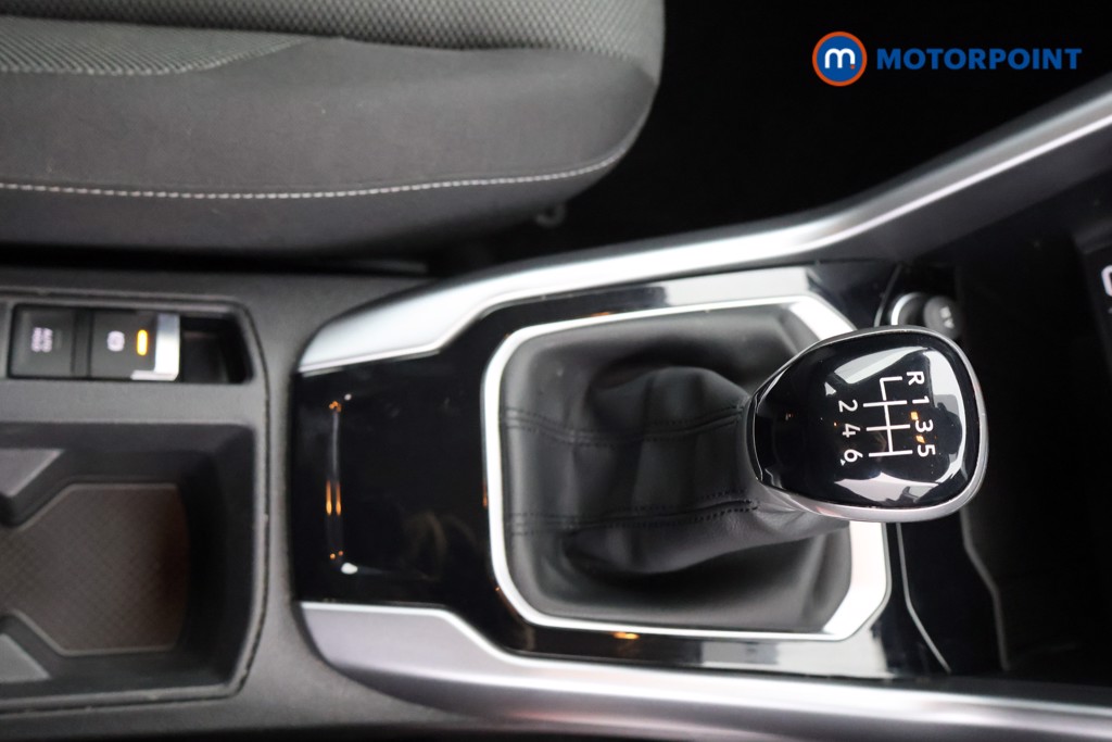 Volkswagen T-Roc Life Manual Petrol SUV - Stock Number (1585111) - 10th supplementary image