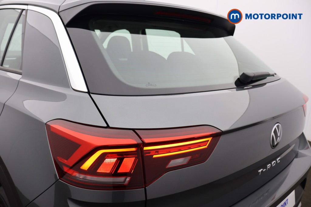 Volkswagen T-Roc Life Manual Petrol SUV - Stock Number (1585111) - 22nd supplementary image