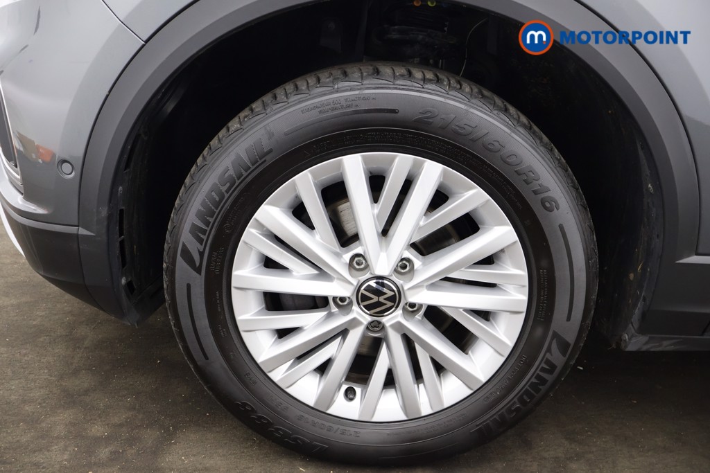 Volkswagen T-Roc Life Manual Petrol SUV - Stock Number (1585111) - 28th supplementary image