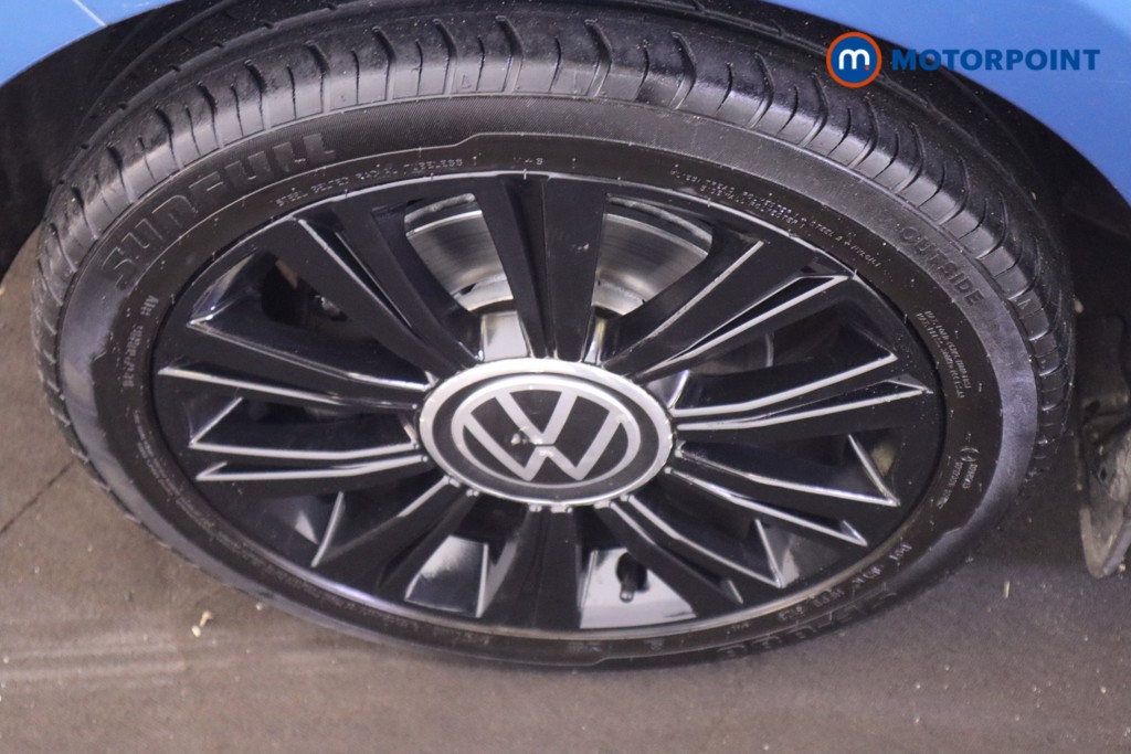 Volkswagen UP Black Edition Manual Petrol Hatchback - Stock Number (1585477) - 10th supplementary image