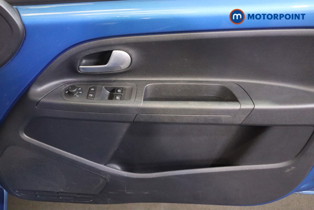 Volkswagen UP Black Edition Manual Petrol Hatchback - Stock Number (1585477) - 13th supplementary image