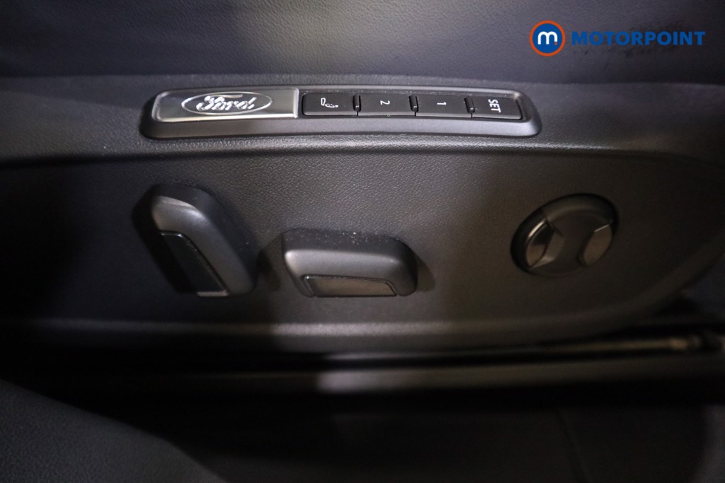 Ford Explorer Premium Automatic Electric SUV - Stock Number (1586052) - 13th supplementary image