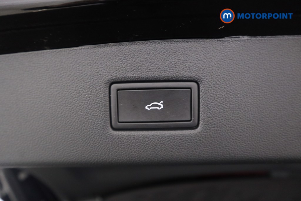 Ford Explorer Premium Automatic Electric SUV - Stock Number (1586052) - 18th supplementary image