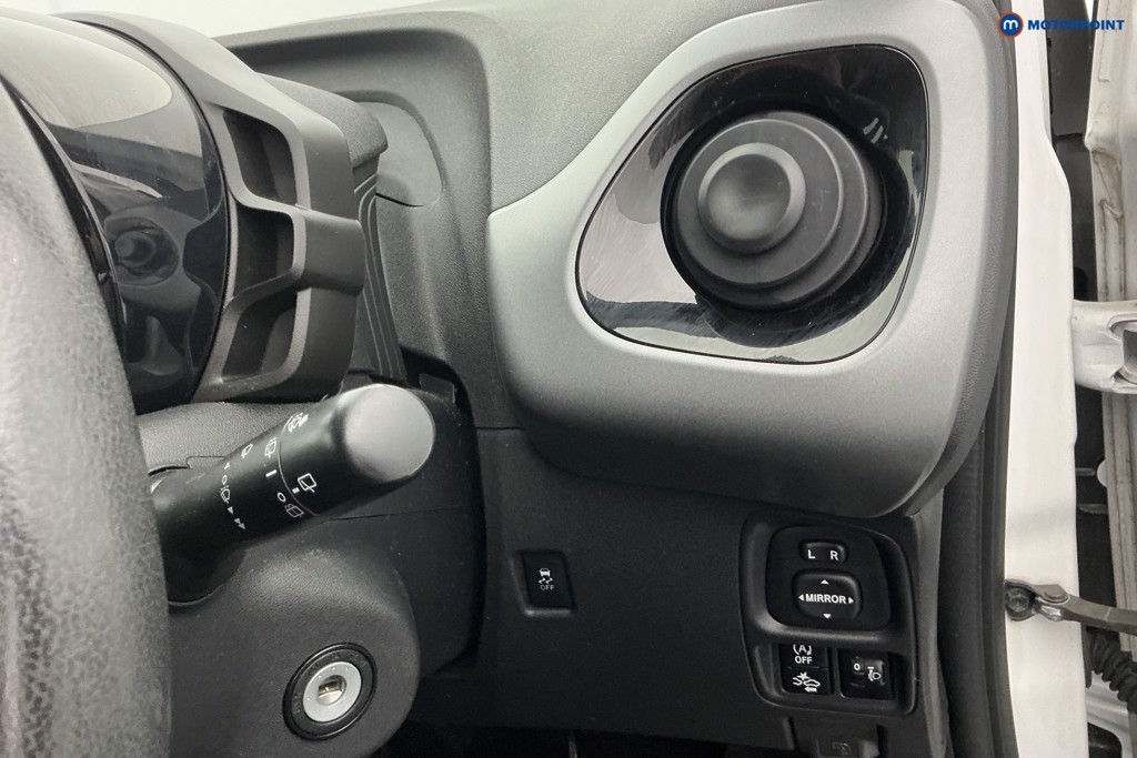 Toyota Aygo X-Play Manual Petrol Hatchback - Stock Number (1586878) - 19th supplementary image