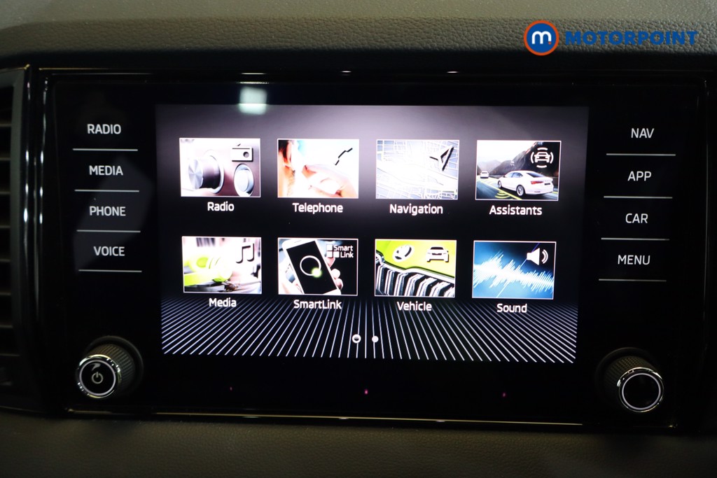 Skoda Karoq Sportline Automatic Petrol SUV - Stock Number (1587394) - 4th supplementary image