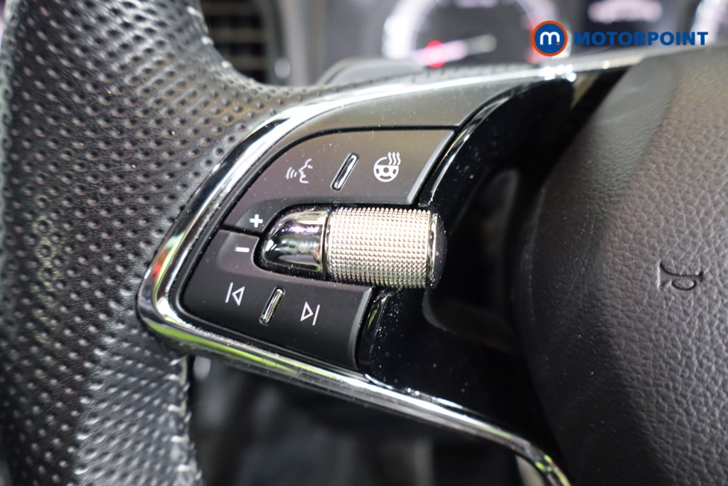 Skoda Karoq Sportline Automatic Petrol SUV - Stock Number (1587394) - 13th supplementary image