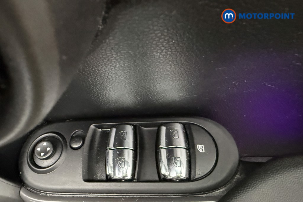 Mini Hatchback Cooper Classic Manual Petrol Hatchback - Stock Number (1587430) - 18th supplementary image