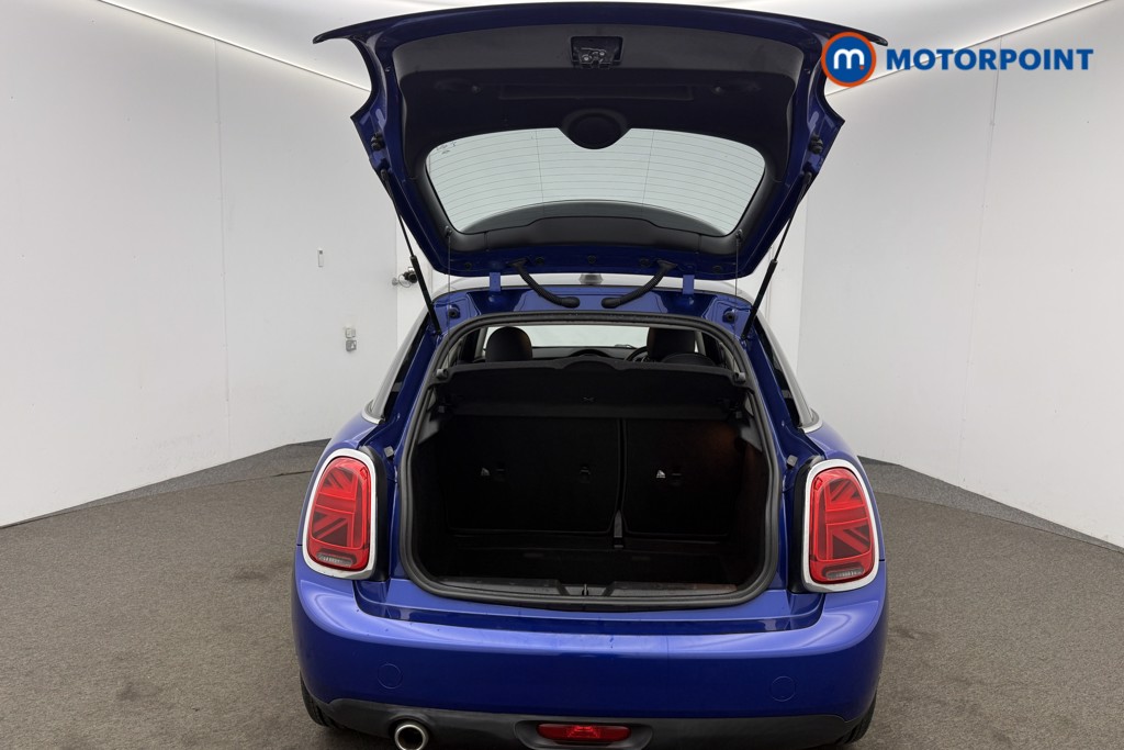 Mini Hatchback Cooper Classic Manual Petrol Hatchback - Stock Number (1587430) - 19th supplementary image