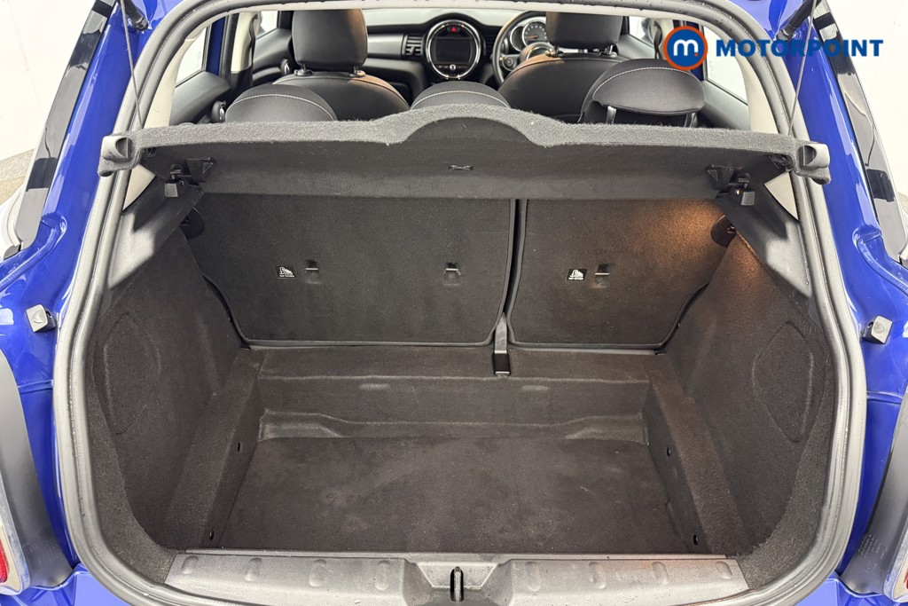 Mini Hatchback Cooper Classic Manual Petrol Hatchback - Stock Number (1587430) - 20th supplementary image