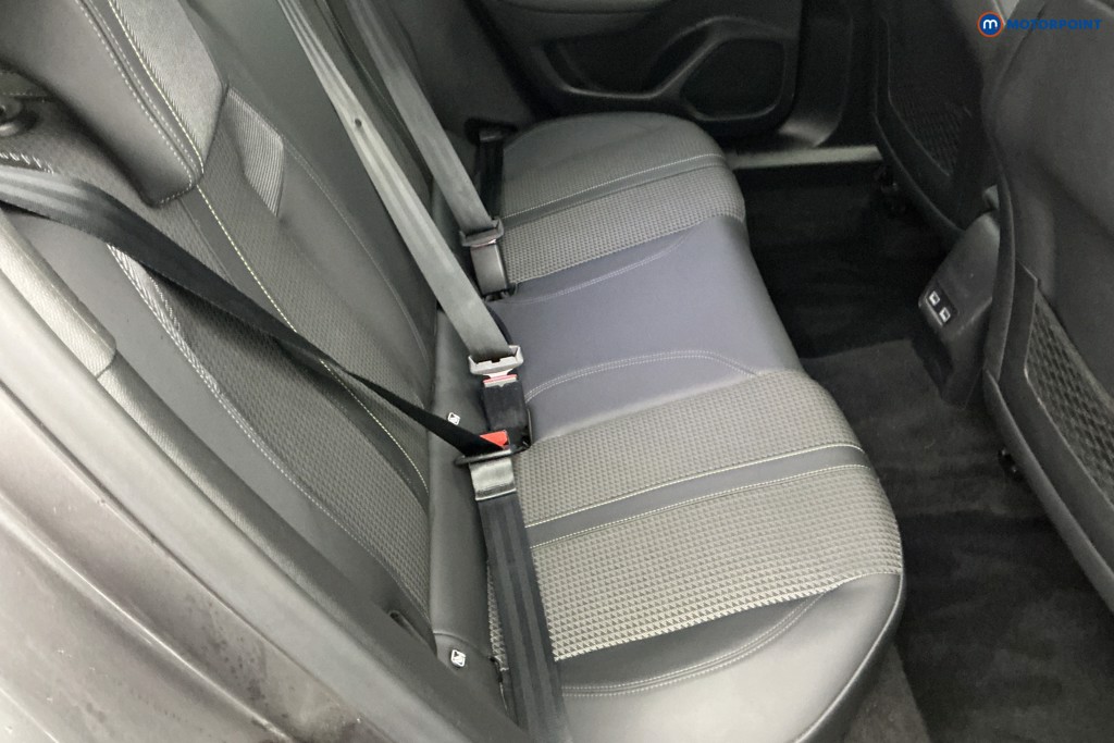 Peugeot 2008 GT Automatic Petrol SUV - Stock Number (1587610) - 4th supplementary image