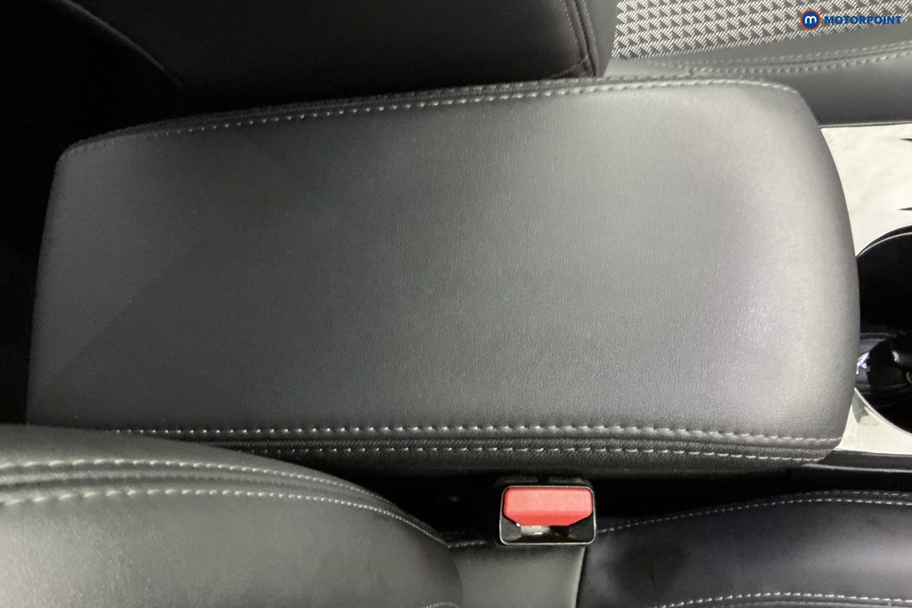 Peugeot 2008 GT Automatic Petrol SUV - Stock Number (1587610) - 13th supplementary image