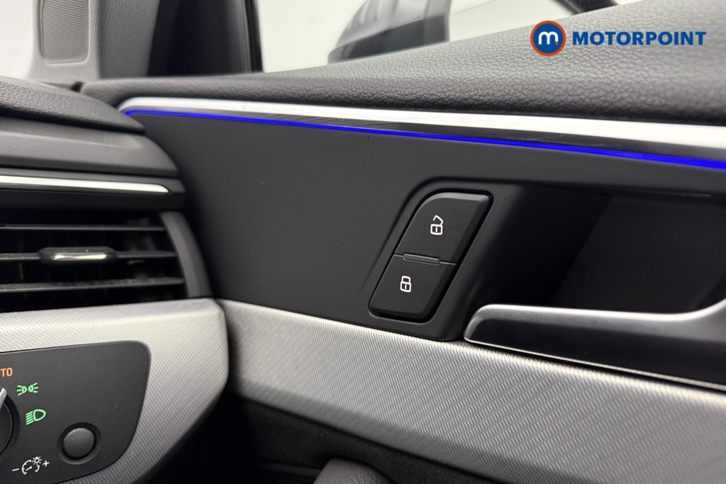 Audi A4 Technik Automatic Petrol Saloon - Stock Number (1587777) - 18th supplementary image