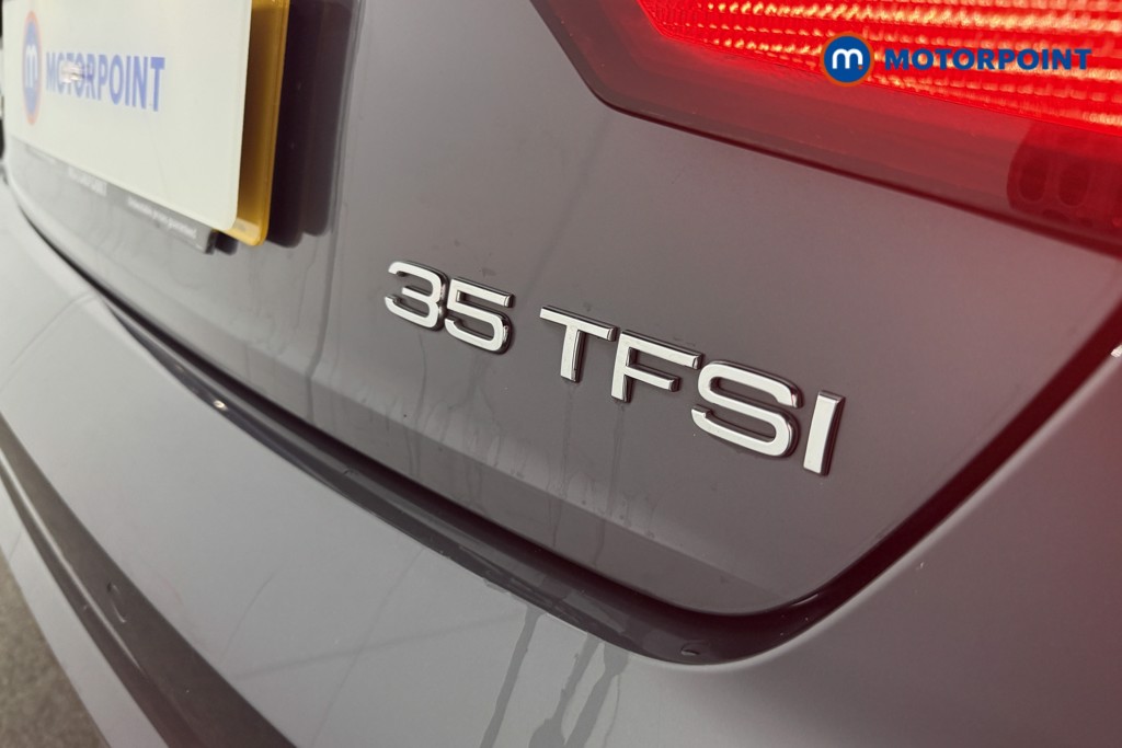 Audi A4 Technik Automatic Petrol Saloon - Stock Number (1587777) - 22nd supplementary image