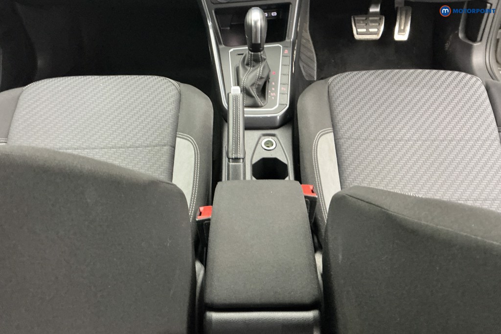 Volkswagen Polo R-Line Automatic Petrol Hatchback - Stock Number (1588258) - 11th supplementary image