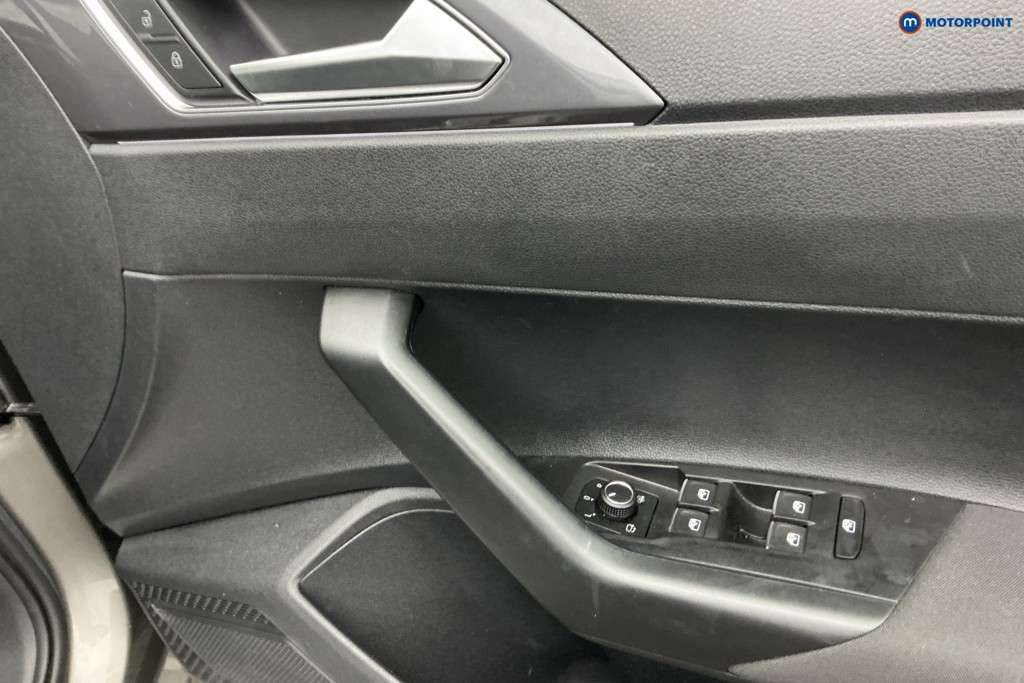 Volkswagen Polo R-Line Automatic Petrol Hatchback - Stock Number (1588258) - 23rd supplementary image