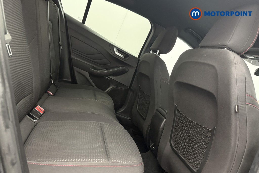 Ford Focus St-Line Manual Petrol Hatchback - Stock Number (1588301) - 8th supplementary image