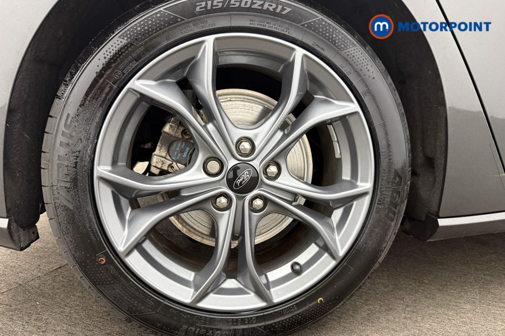 Ford Focus St-Line Manual Petrol Hatchback - Stock Number (1588301) - 9th supplementary image