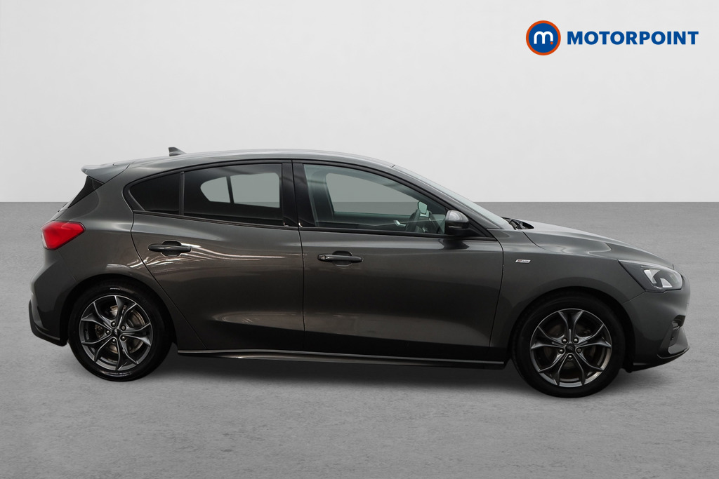 Ford Focus St-Line Manual Petrol Hatchback - Stock Number (1588301) - Drivers side