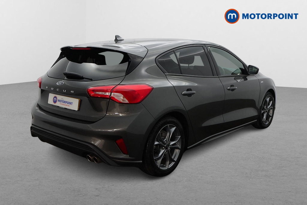Ford Focus St-Line Manual Petrol Hatchback - Stock Number (1588301) - Drivers side rear corner