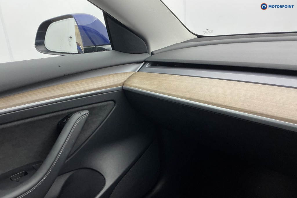 Tesla Model 3 Long Range Automatic Electric Saloon - Stock Number (1588544) - 15th supplementary image