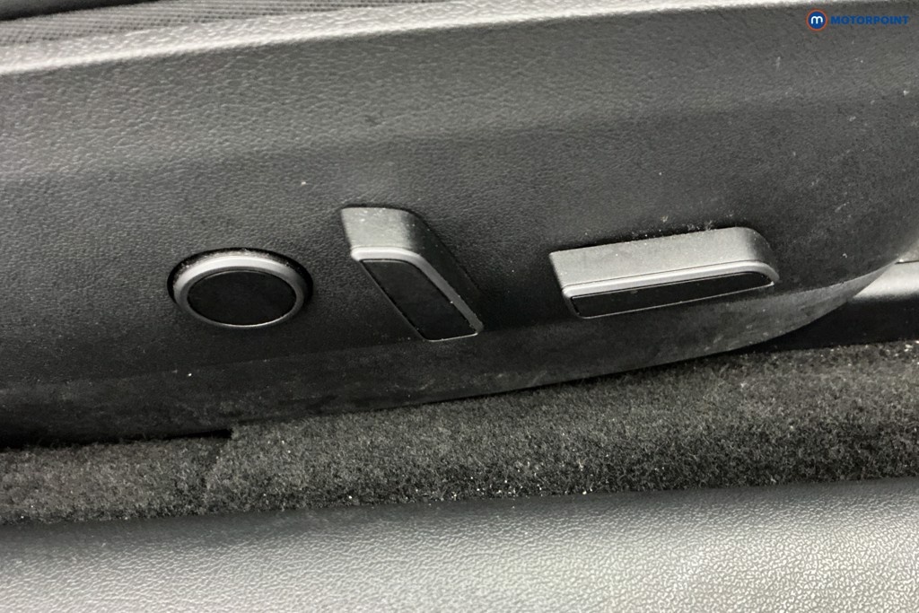 Tesla Model 3 Long Range Automatic Electric Saloon - Stock Number (1588544) - 18th supplementary image