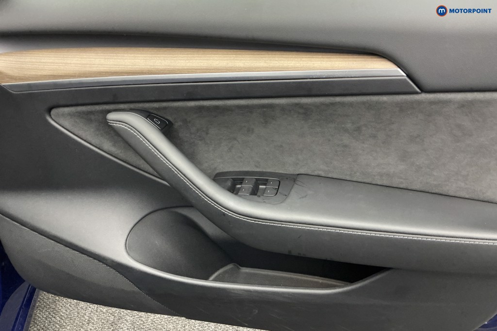 Tesla Model 3 Long Range Automatic Electric Saloon - Stock Number (1588544) - 19th supplementary image