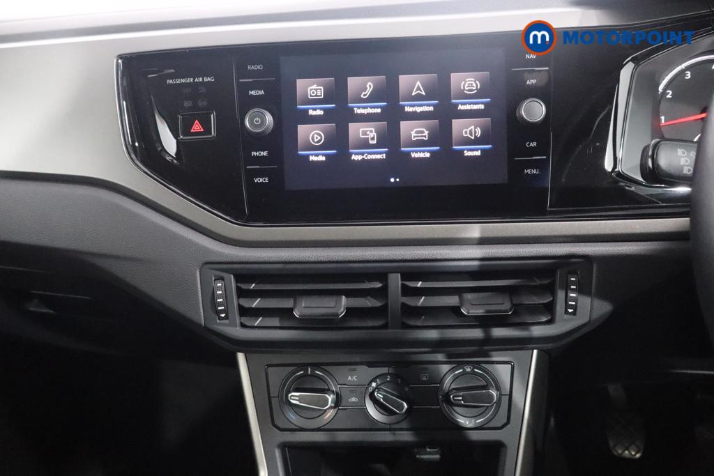 Volkswagen Polo Match Manual Petrol Hatchback - Stock Number (1589053) - 2nd supplementary image
