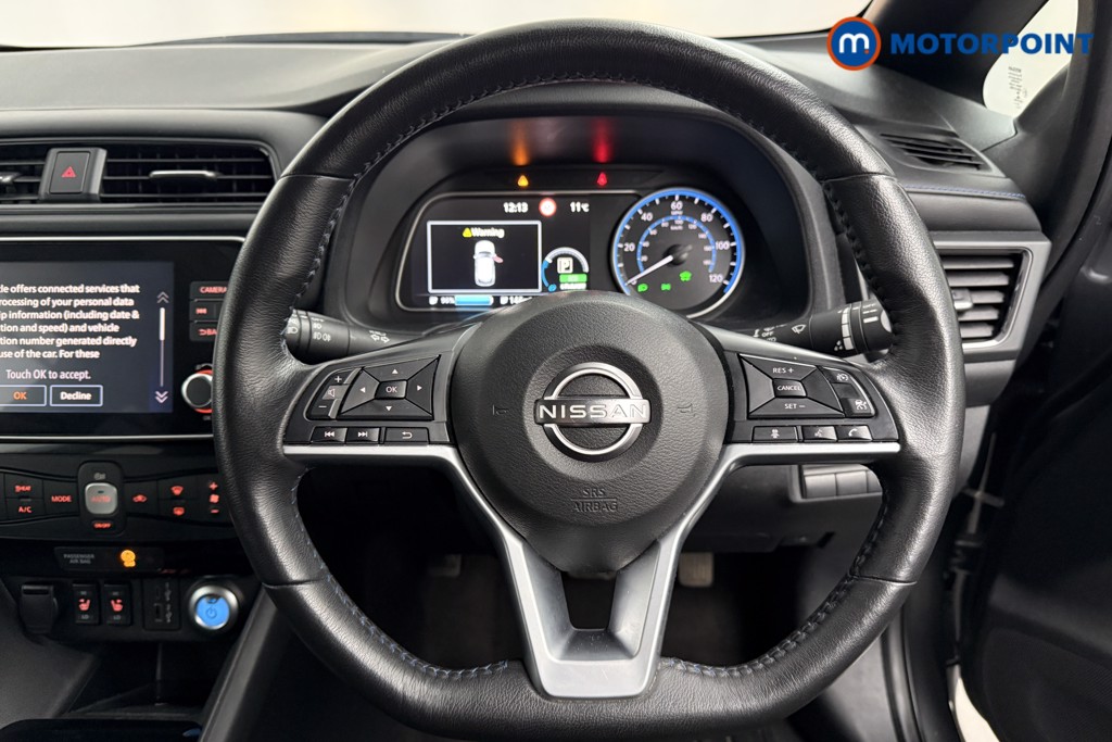 Nissan Leaf N-Connecta Automatic Electric Hatchback - Stock Number (1589315) - 3rd supplementary image