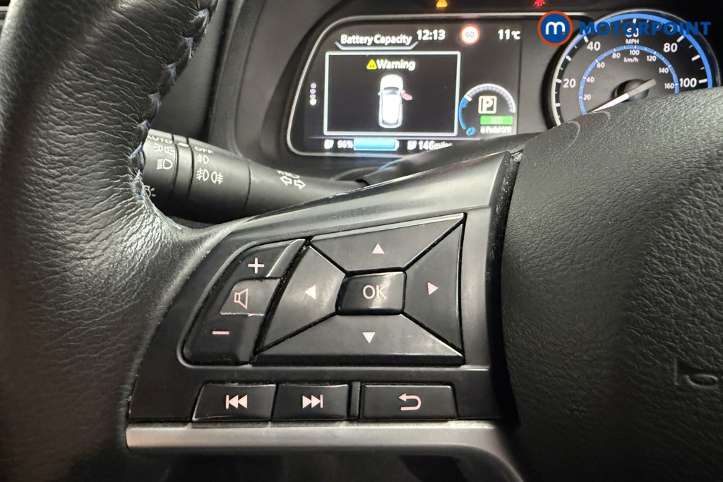 Nissan Leaf N-Connecta Automatic Electric Hatchback - Stock Number (1589315) - 4th supplementary image