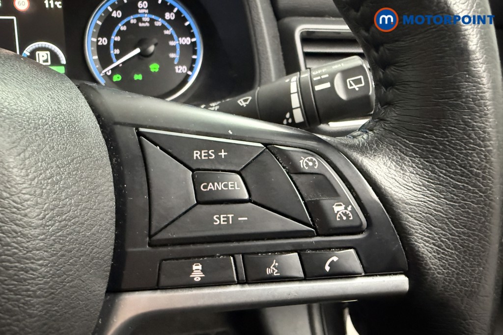 Nissan Leaf N-Connecta Automatic Electric Hatchback - Stock Number (1589315) - 5th supplementary image